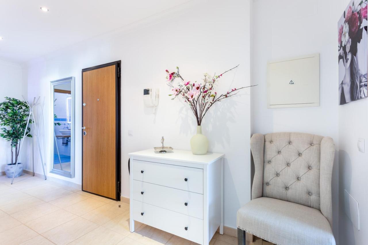 Sacha'S Sweet Home, Lovely 2 Bedroom Apartment, Walking Distance To Town, Beach And Marina Lagos Eksteriør bilde